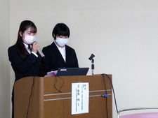 看護学科の学生が「令和4年度 徳島市男女共同参画に関する学習会」にパネリストとして登壇しました