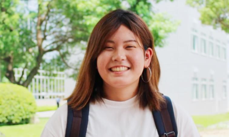 仲盛 詩織