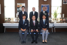 陸上競技部 木村美海選手 が阿波市長を表敬訪問しました
