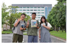 『Ourよしのがわ』の連載記事「吉野川」に本学の大学院生3名がレポーターとして登場しました